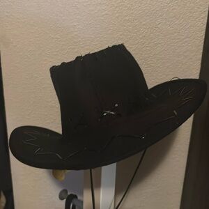 Light weight child’s cowboy hat